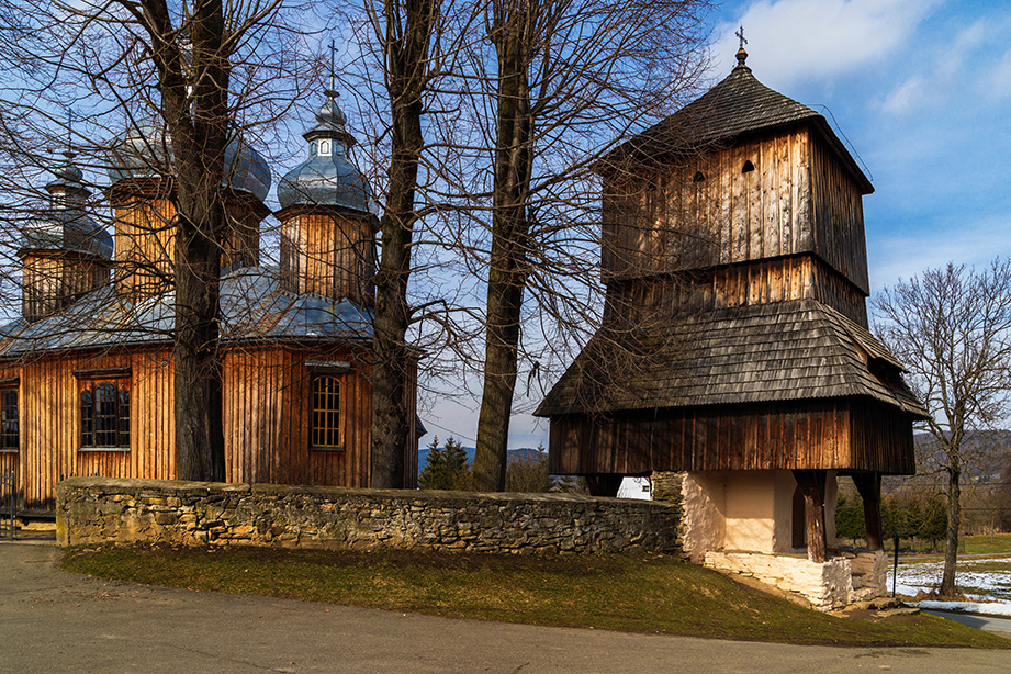 zabytkowa cerkiew brama w dobrej