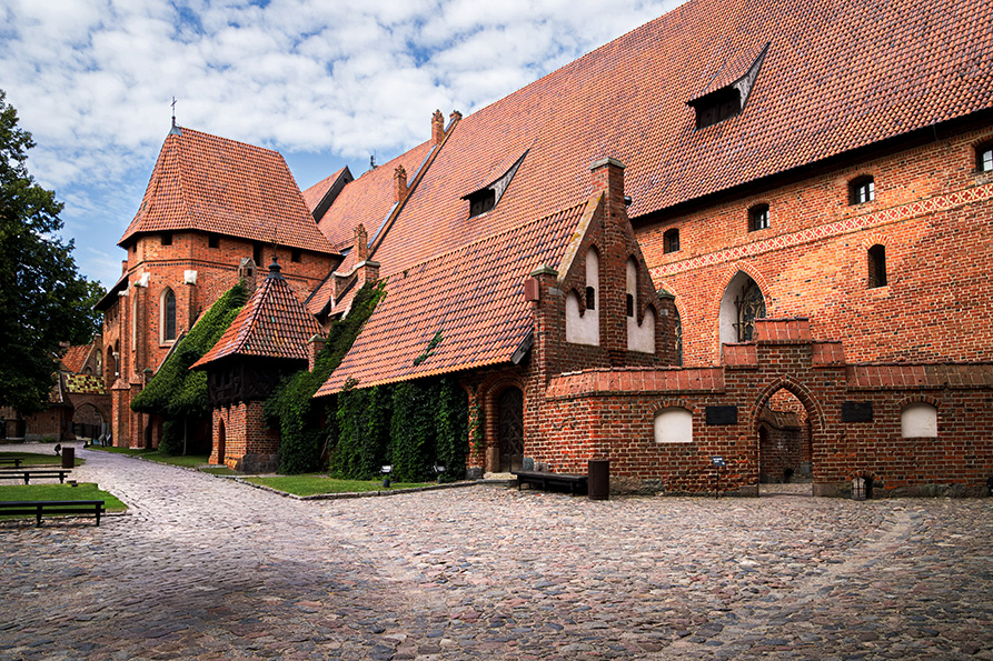 Zamek w Malborku dziedziniec